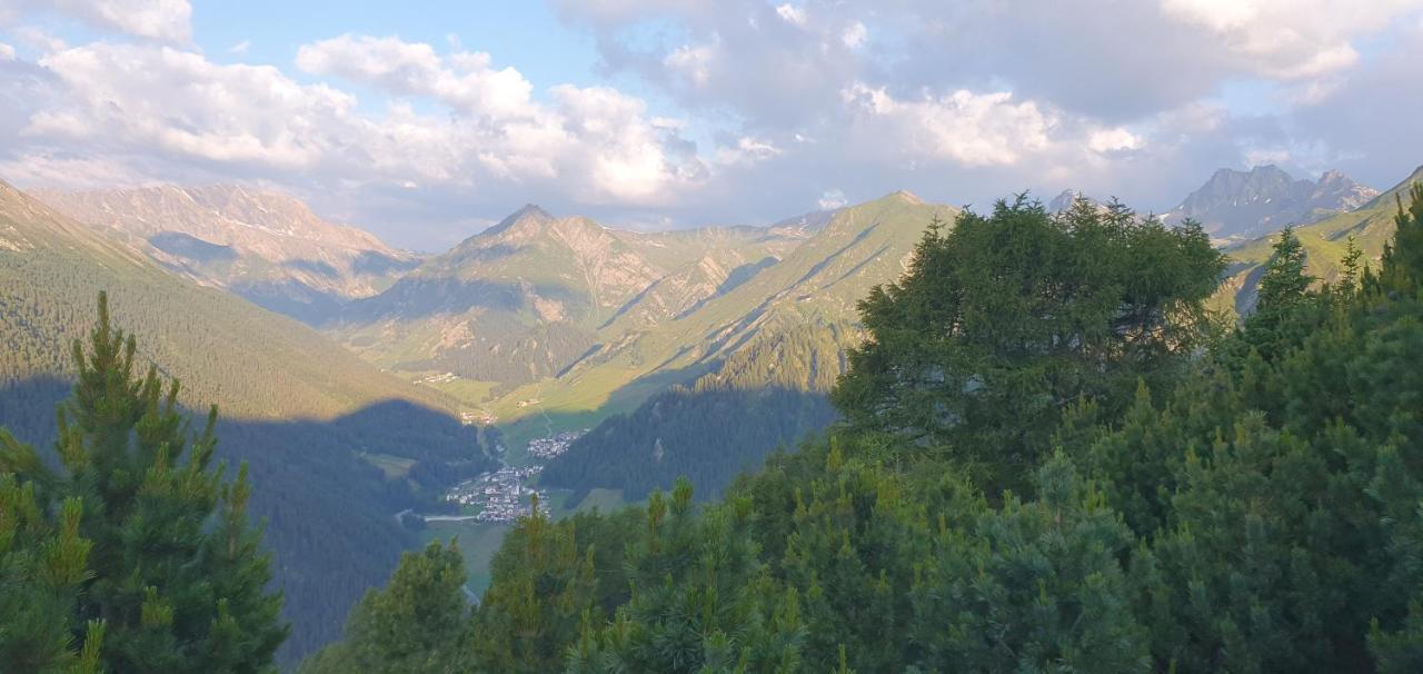 Avero Lodge Samnaun Buitenkant foto